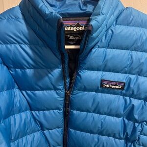 Women’s Patagonia puffer jacket